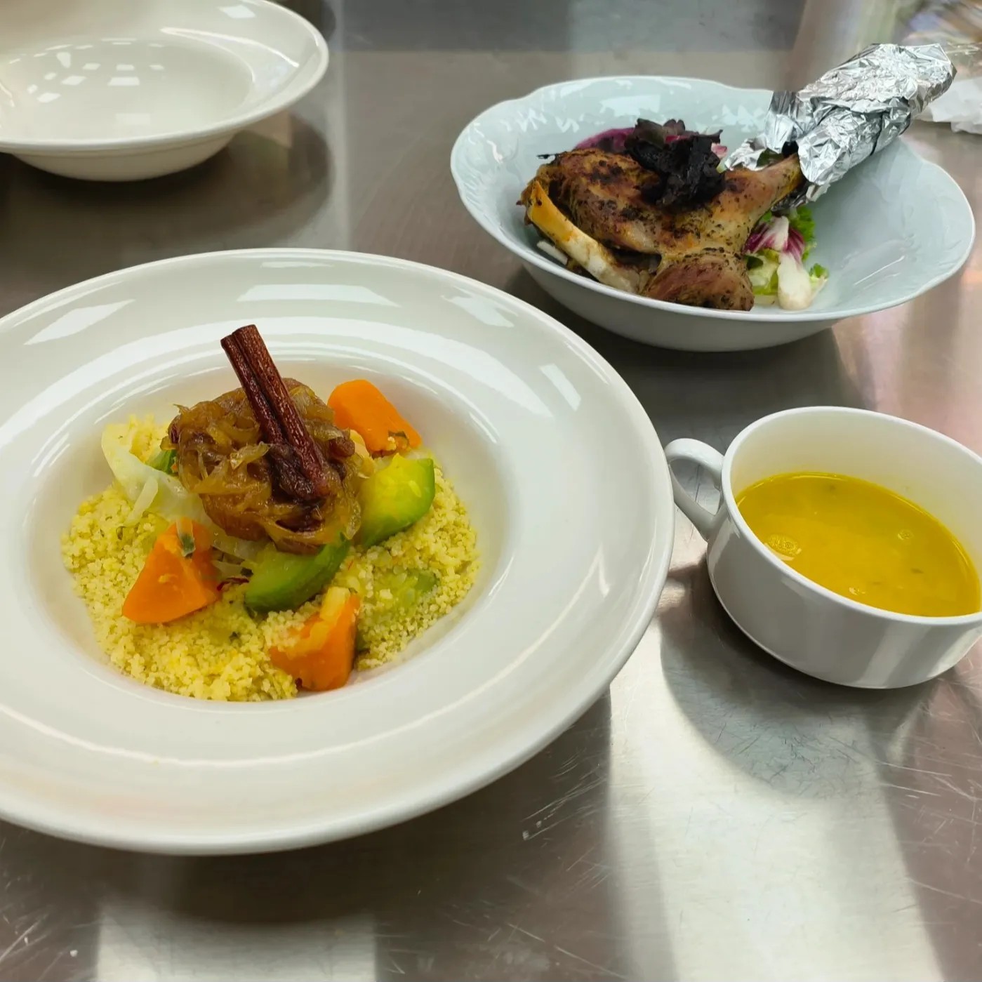 Image alt description