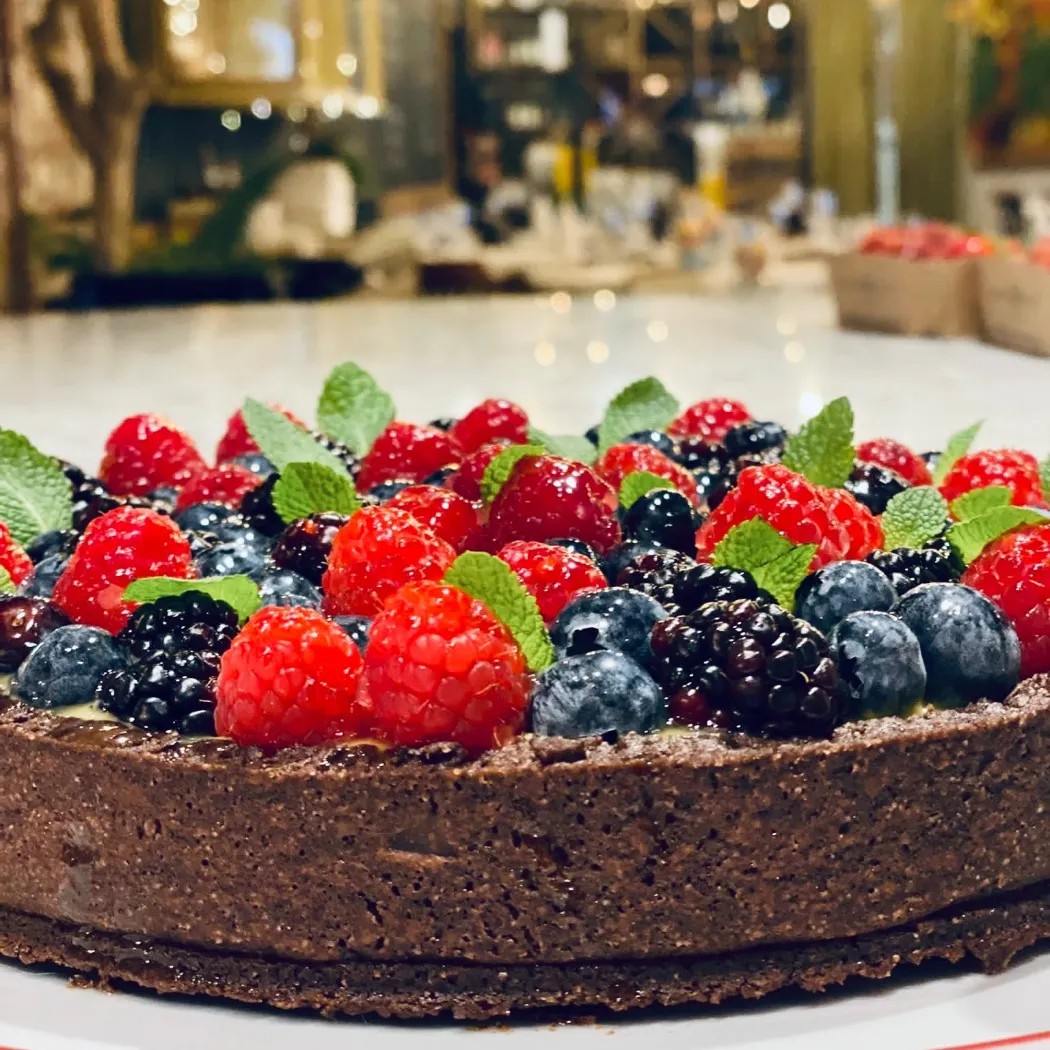 Image alt description