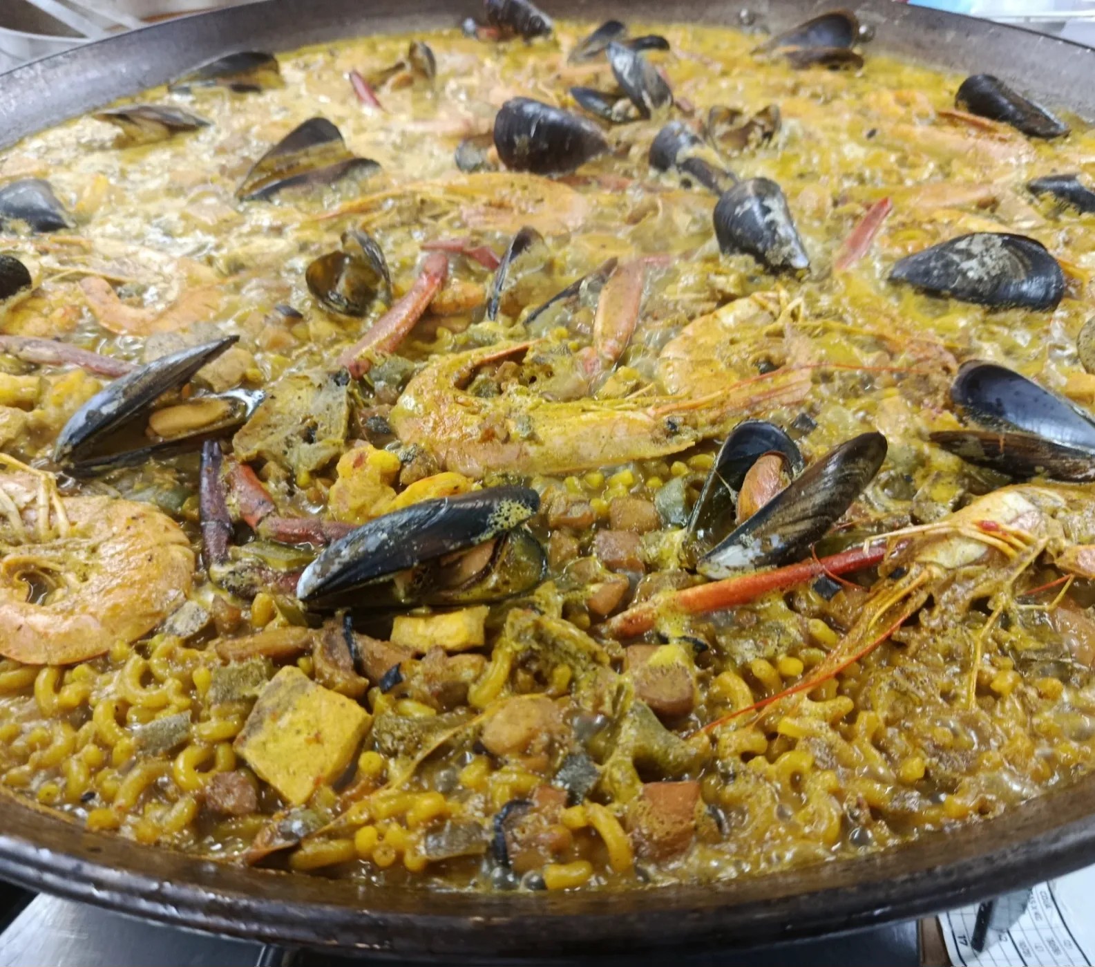 Image alt description