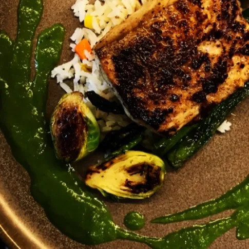 Image alt description