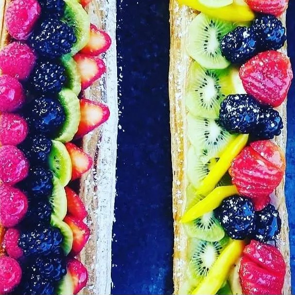 Image alt description