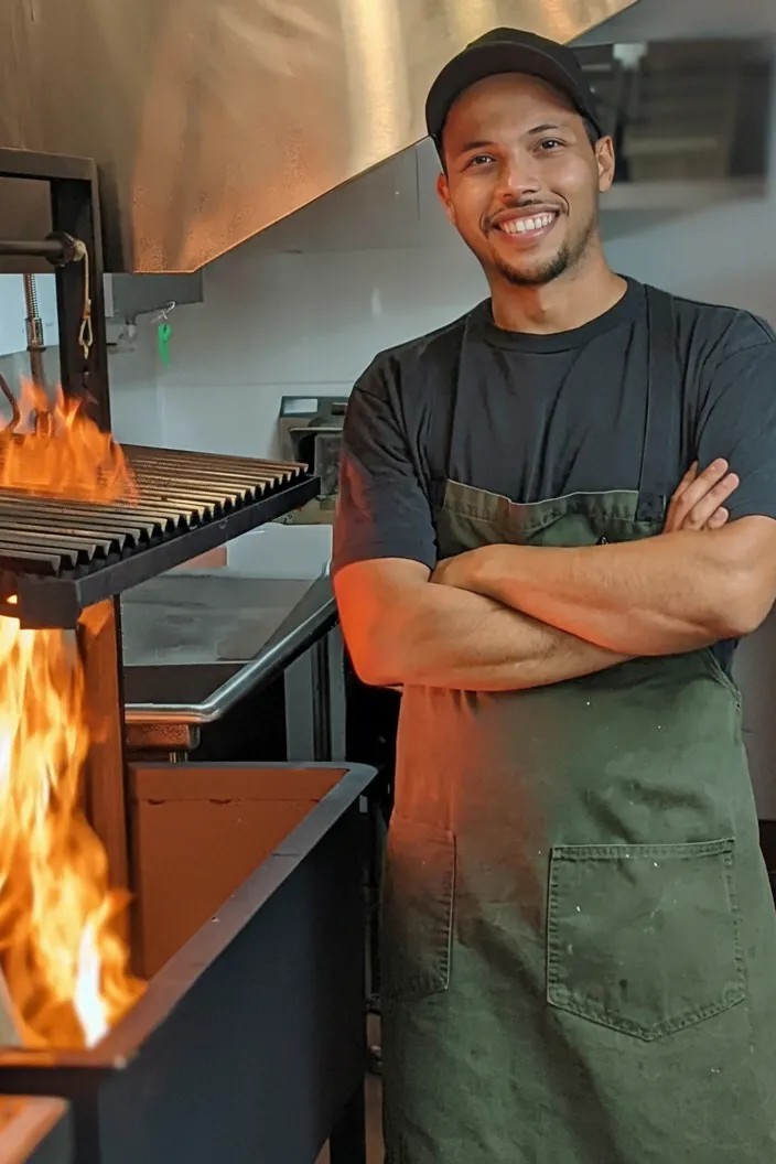 Image alt description