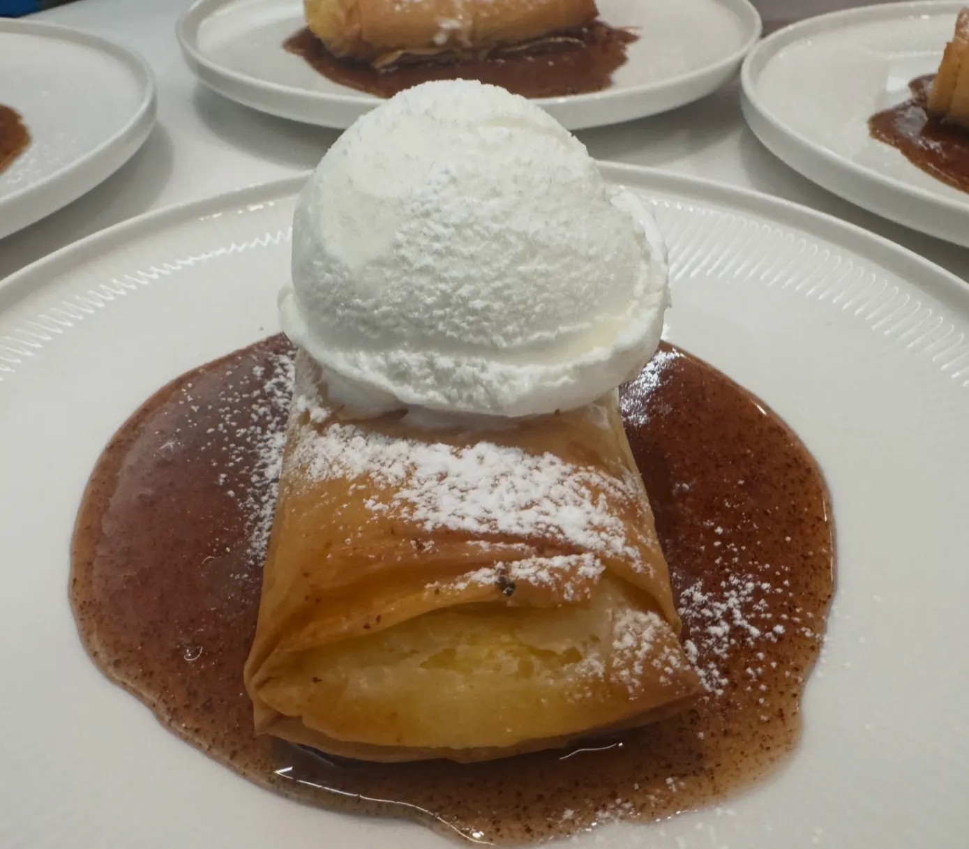 Image alt description