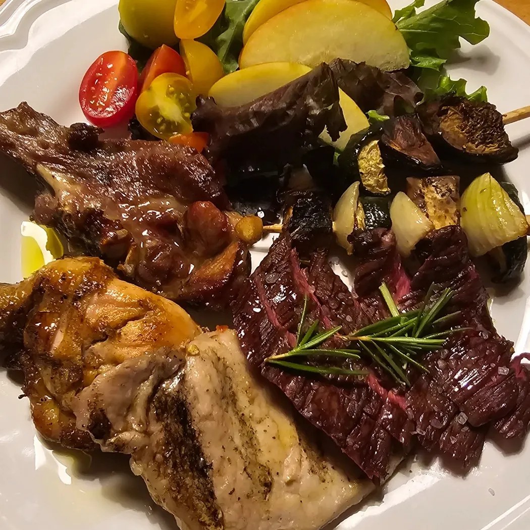 Image alt description