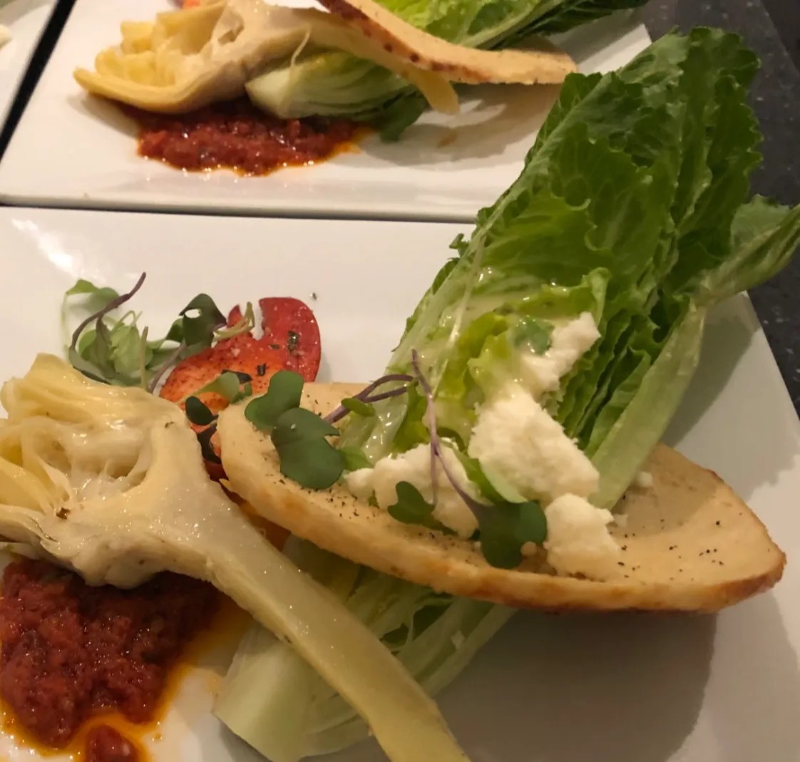 Image alt description