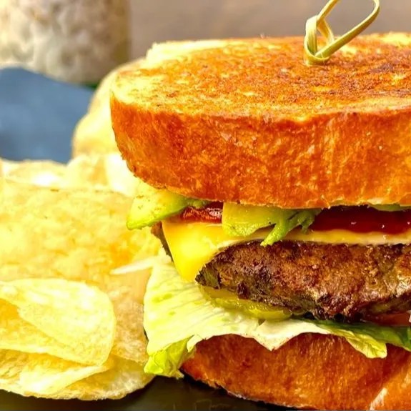 Image alt description