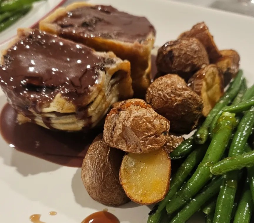 Image alt description