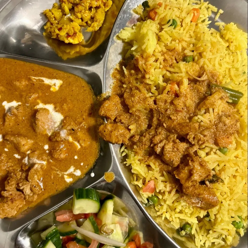 Image alt description