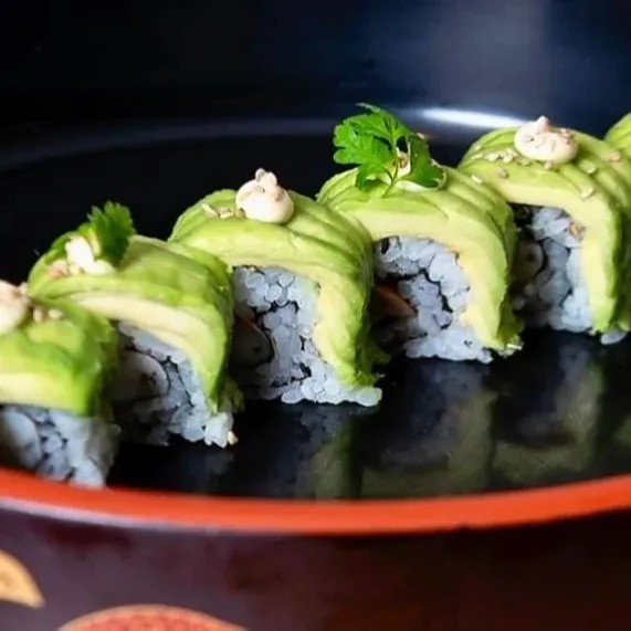 Image alt description