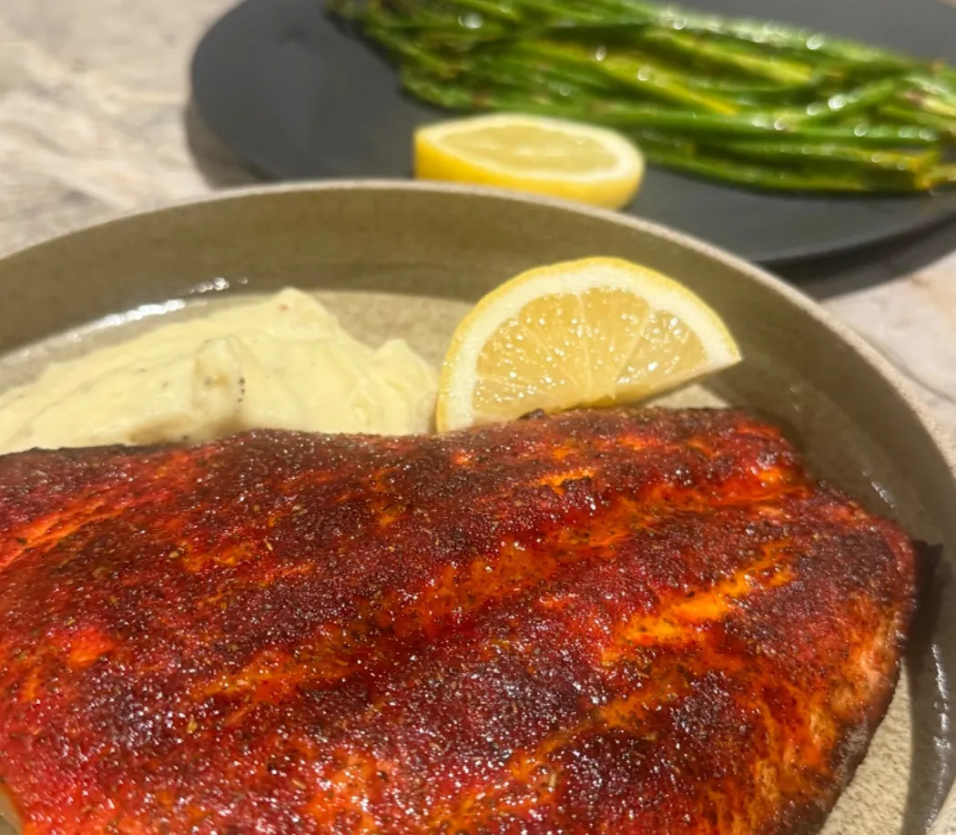 Image alt description