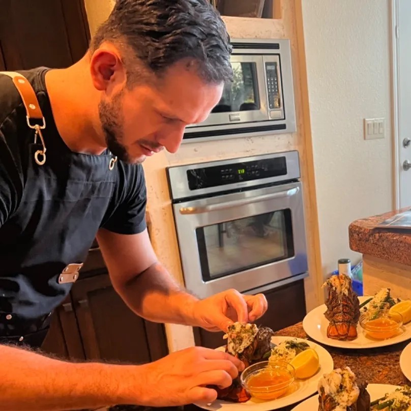 Image alt description