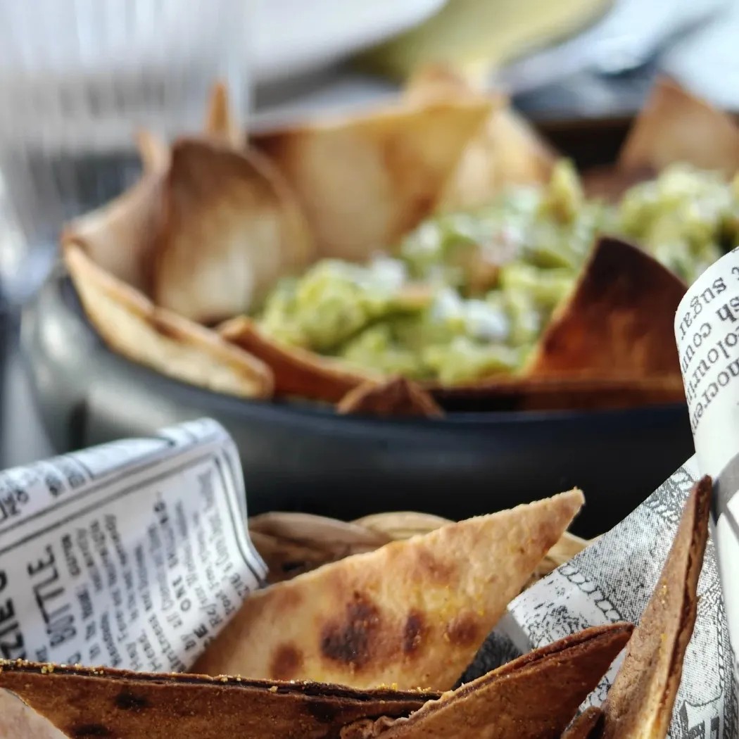 Image alt description