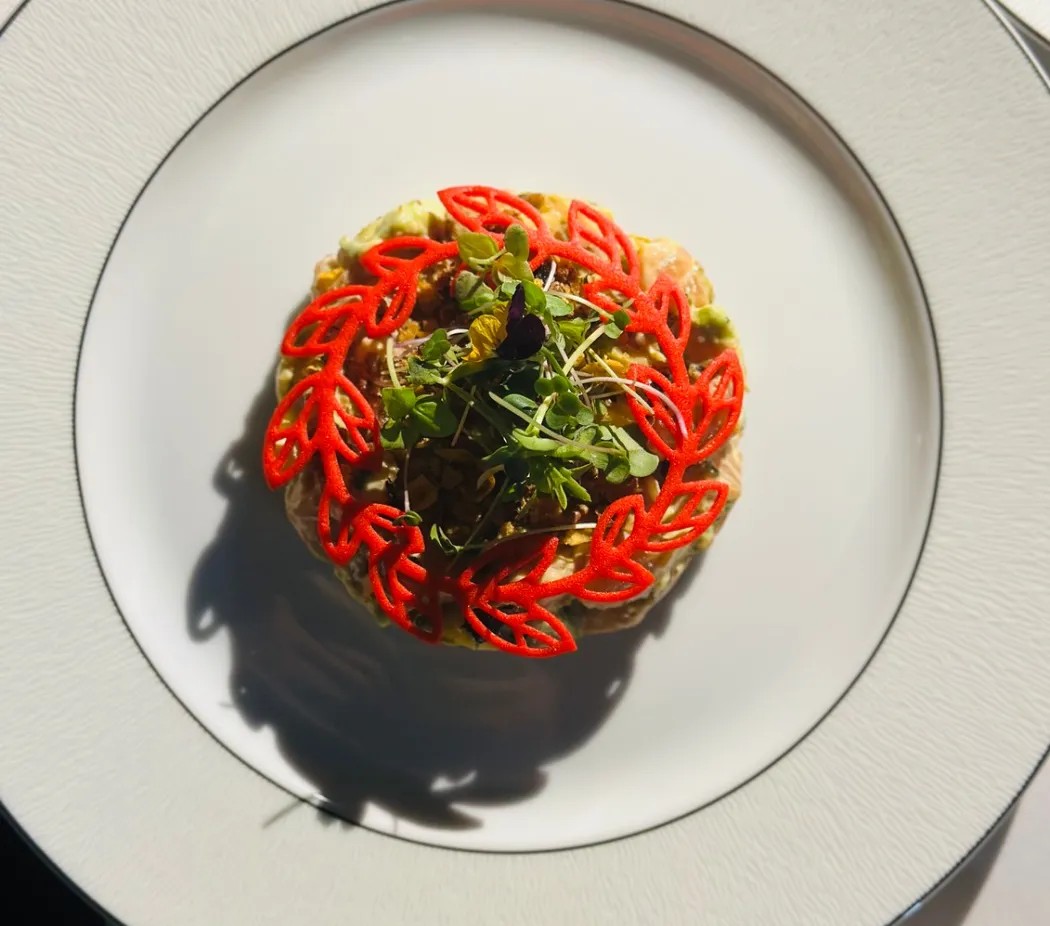 Image alt description