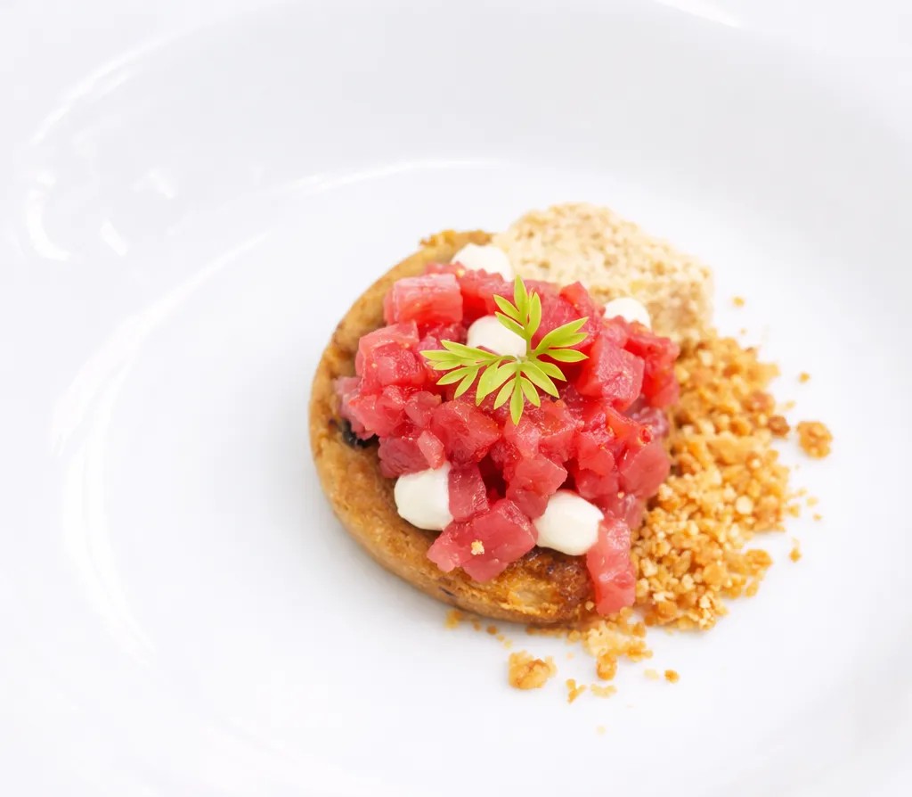 Image alt description