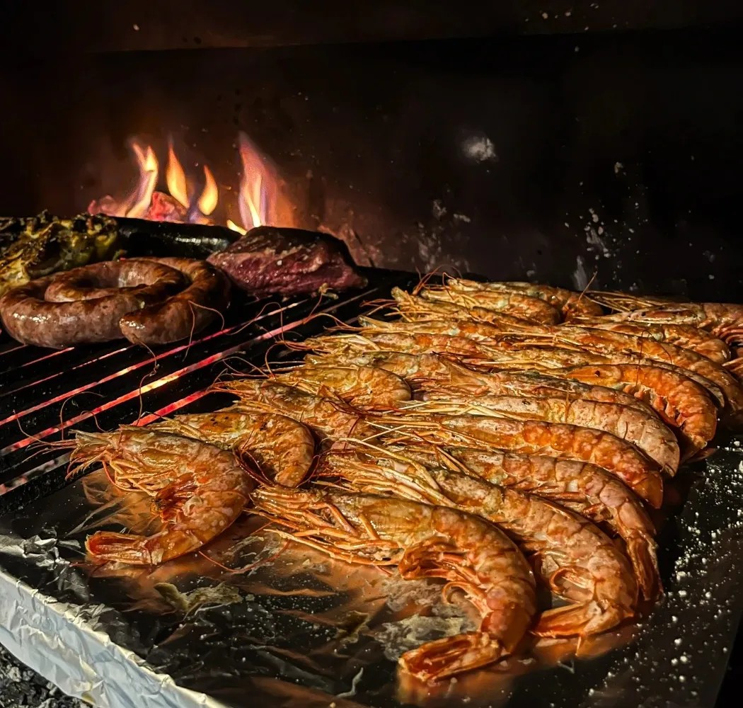 Image alt description