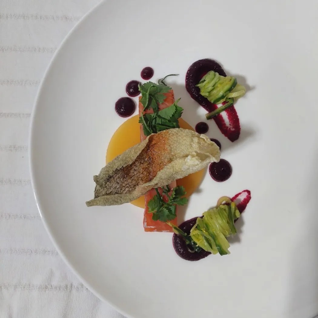 Image alt description