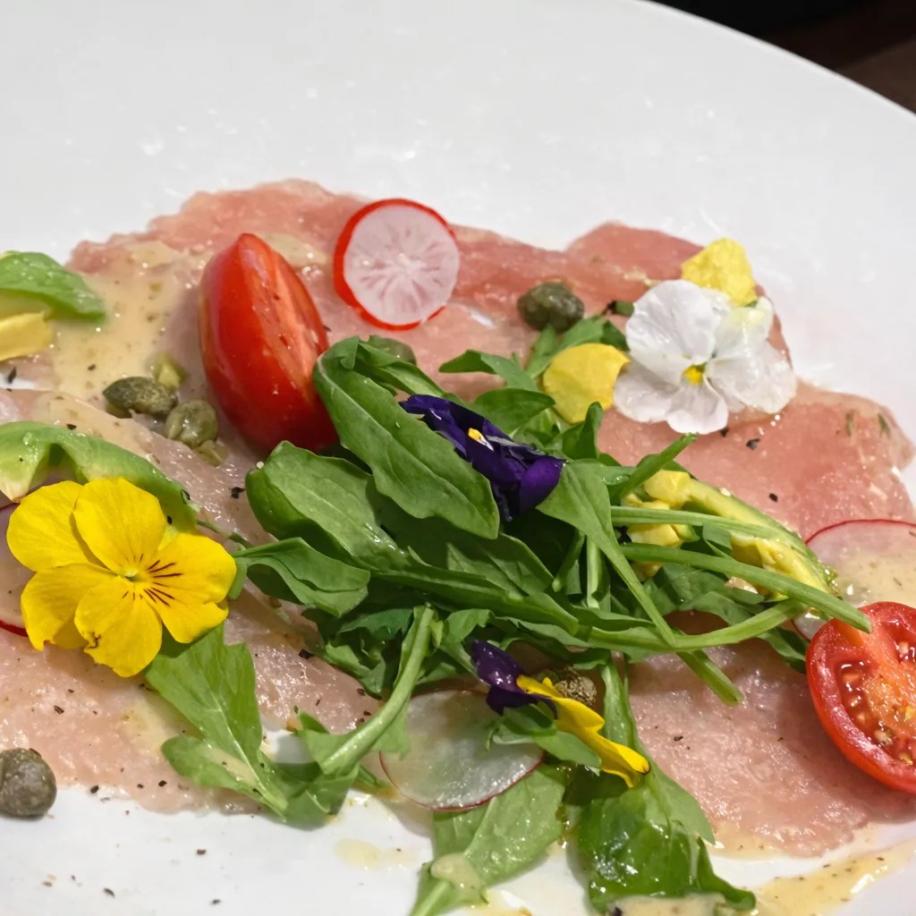 Image alt description