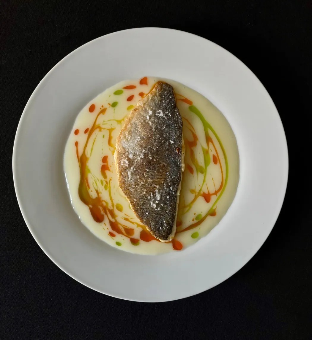 Image alt description