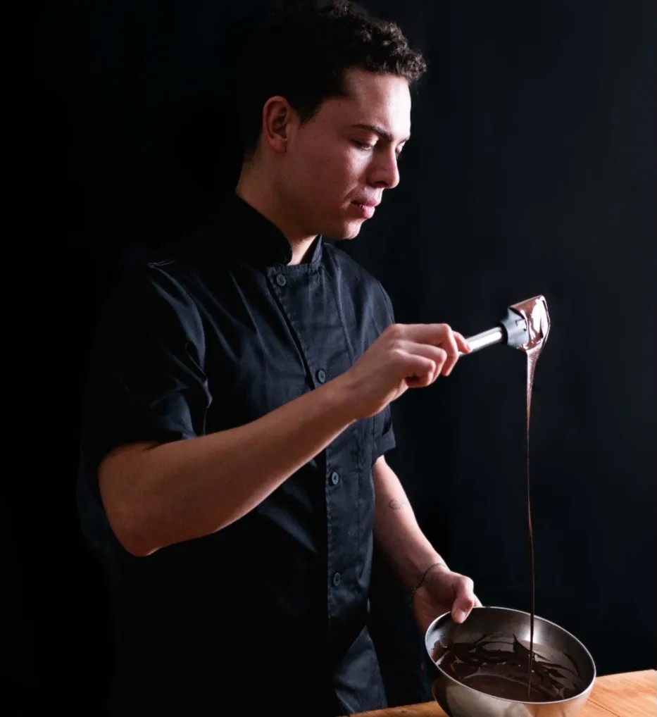 Image alt description