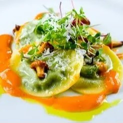 Image alt description