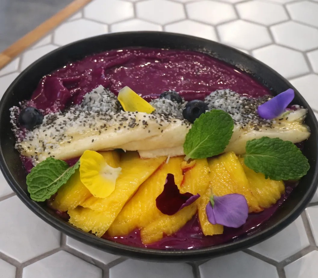 Image alt description