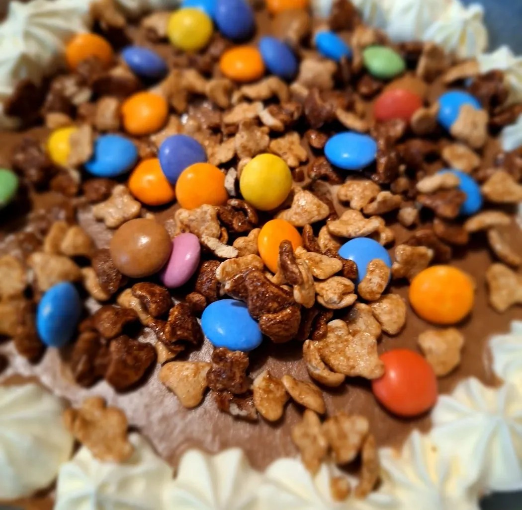 Image alt description