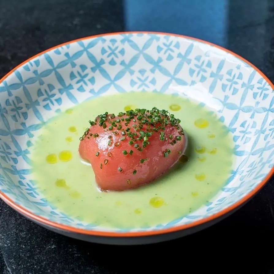 Image alt description