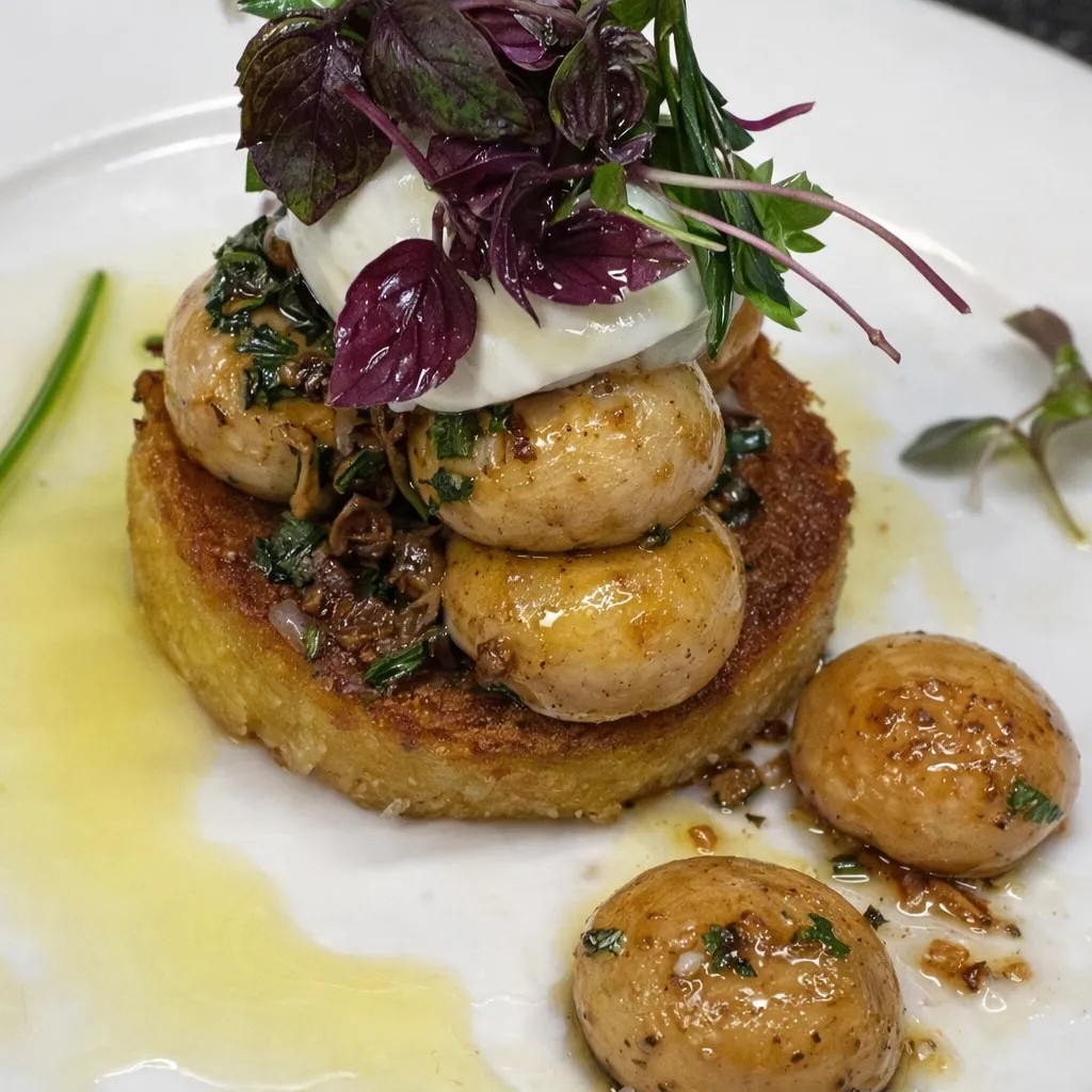 Image alt description