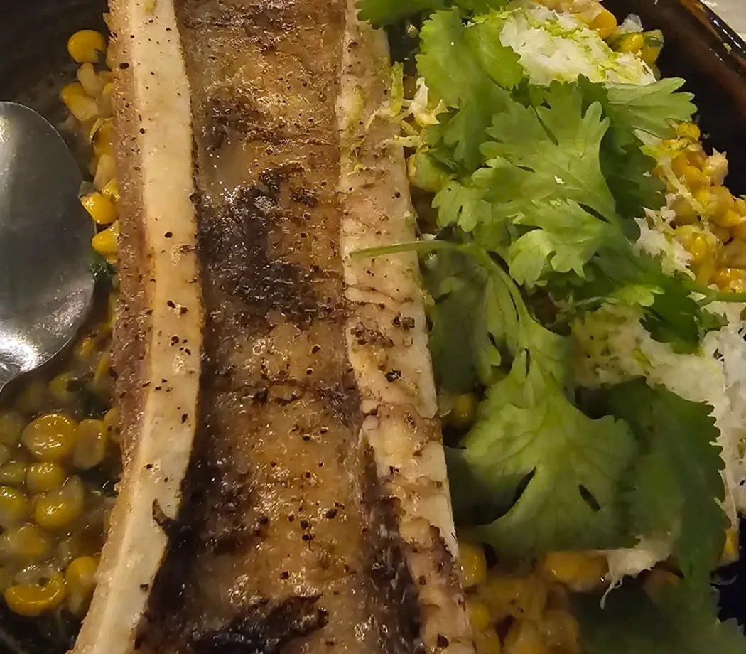 Image alt description