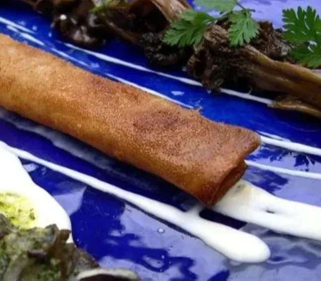 Image alt description