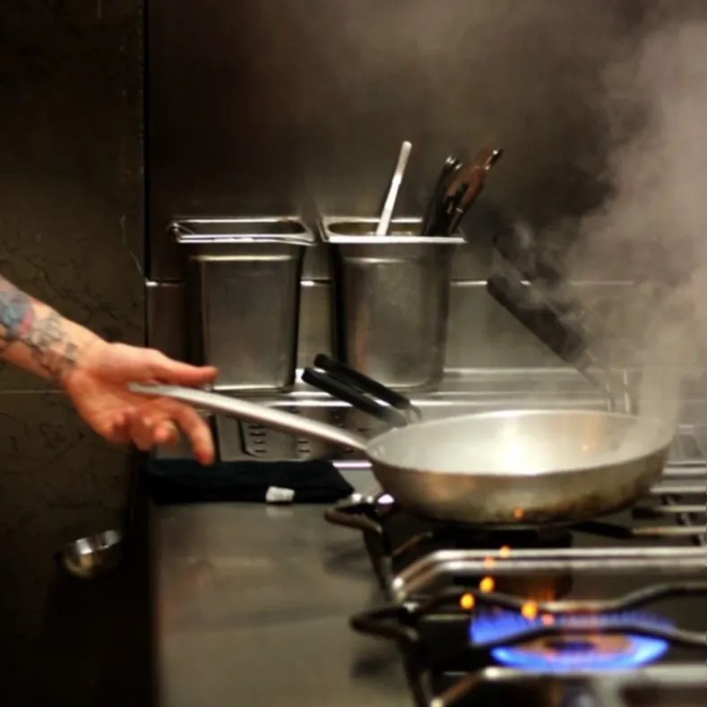 Image alt description