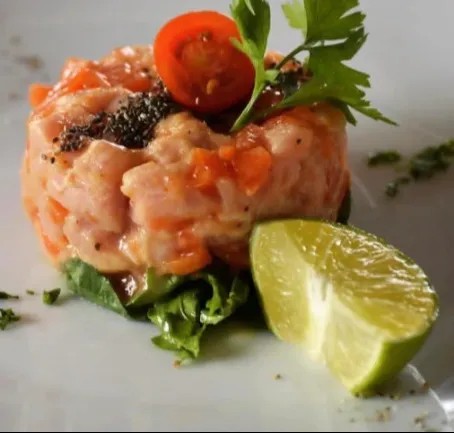 Image alt description