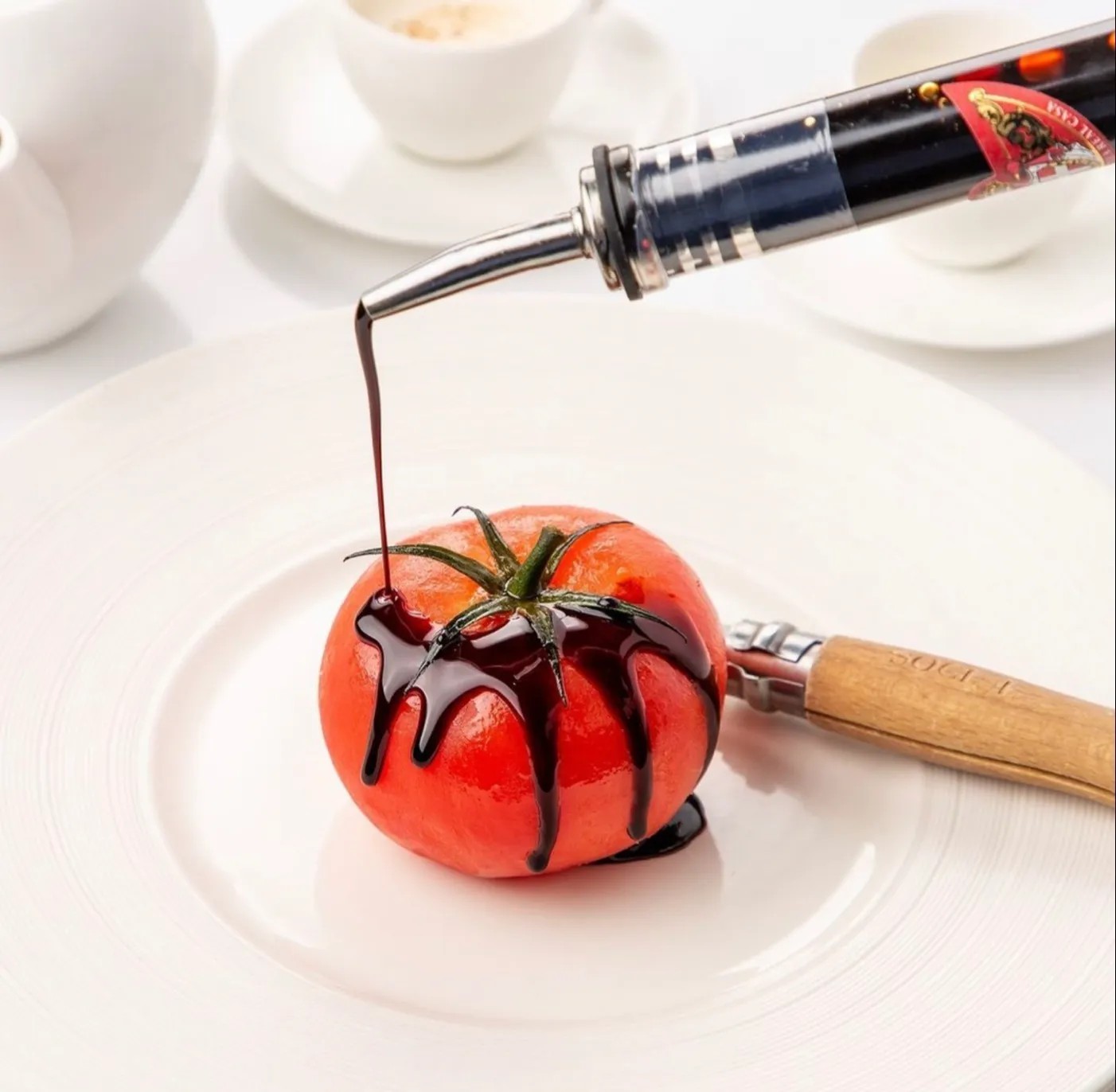 Image alt description