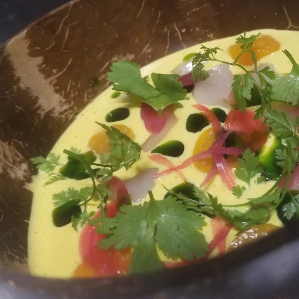 Image alt description