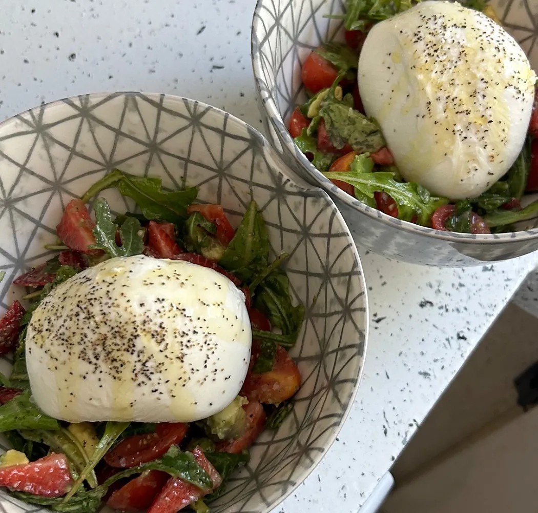 Image alt description