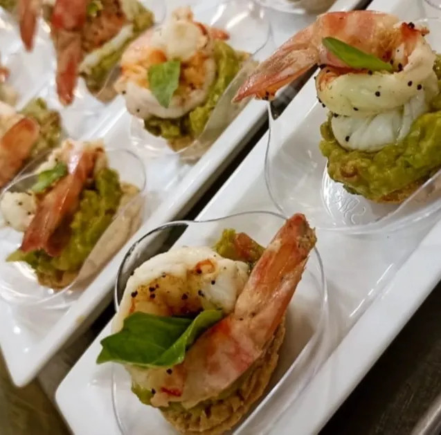 Image alt description