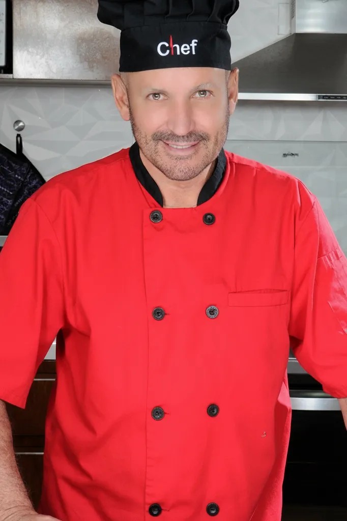 Image alt description