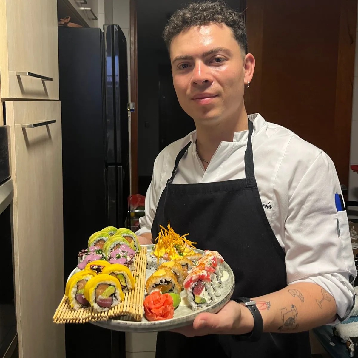 Image alt description