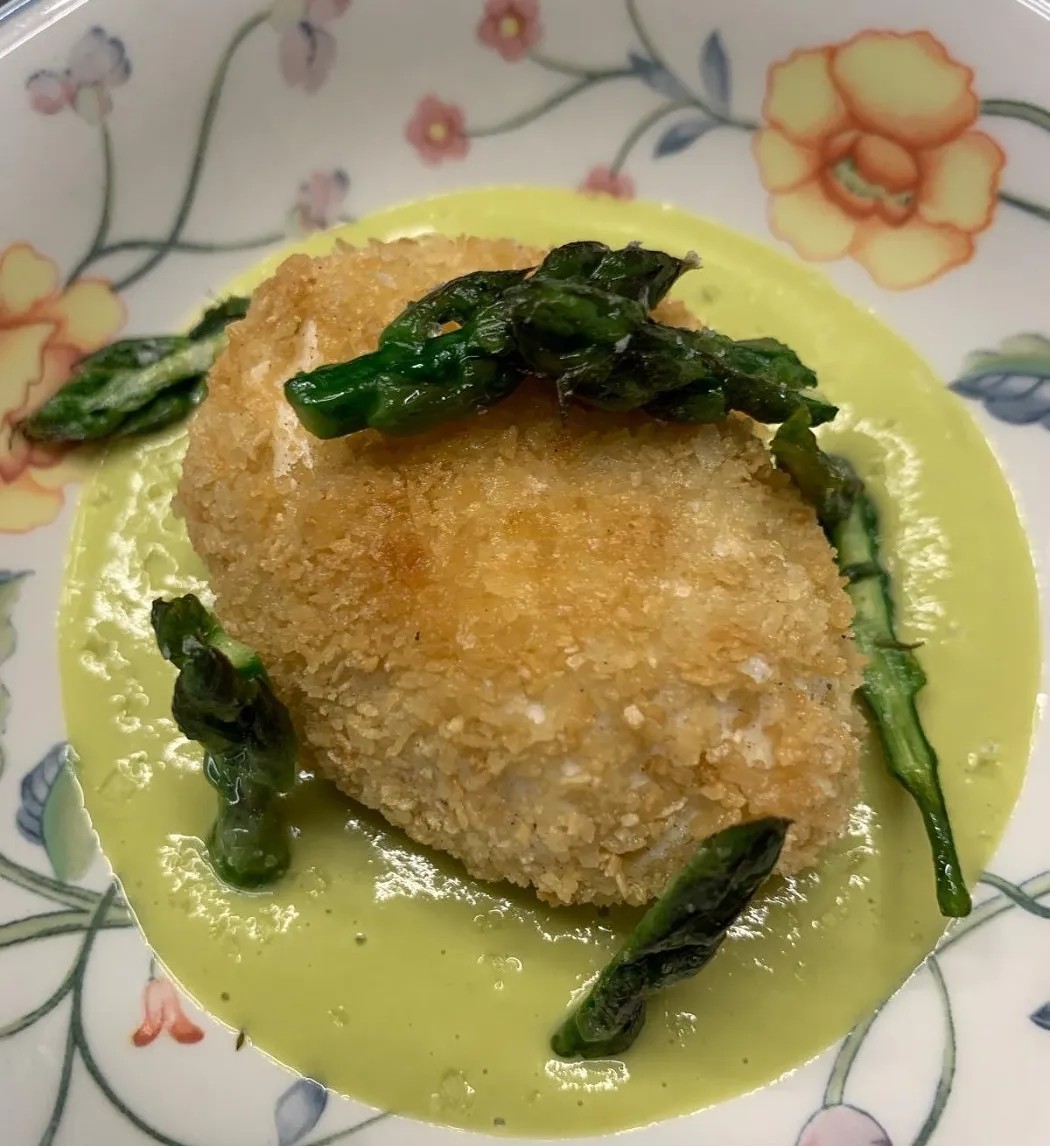 Image alt description