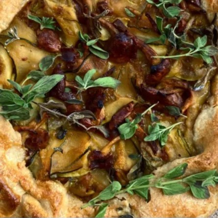 Image alt description