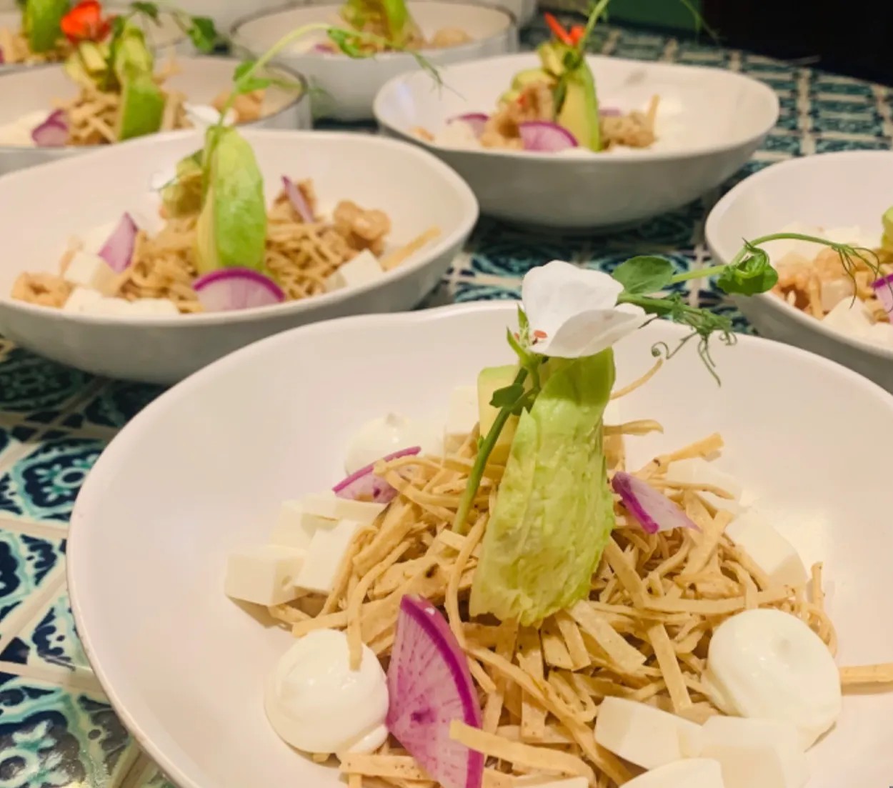 Image alt description