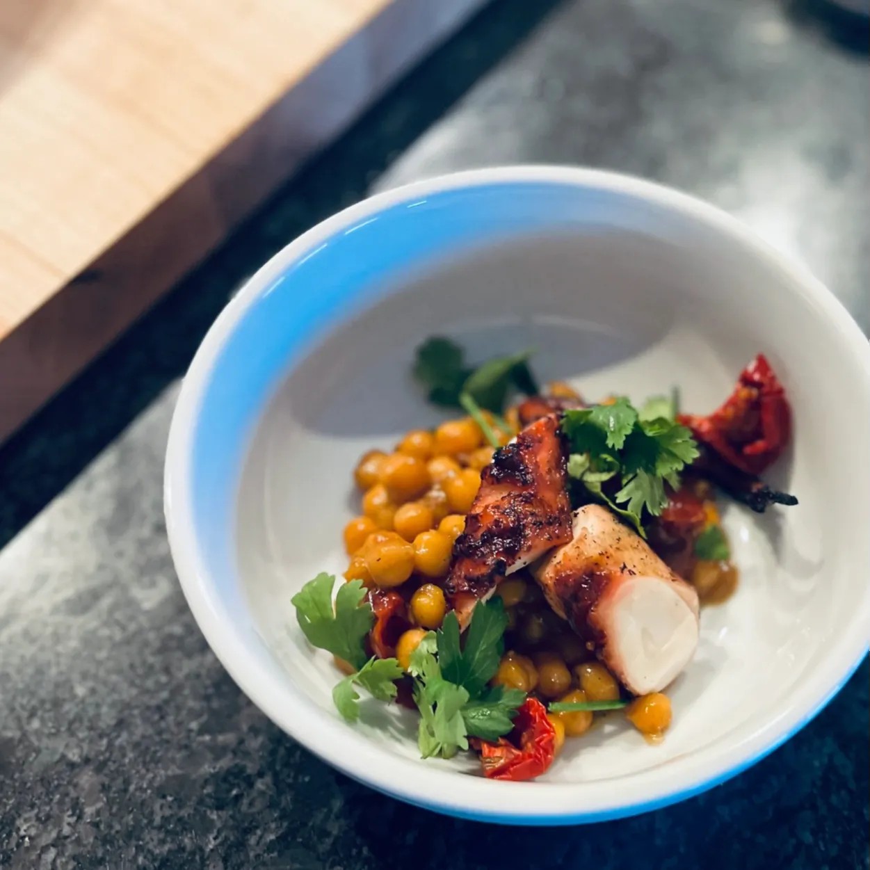 Image alt description