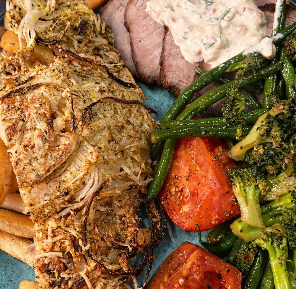 Image alt description