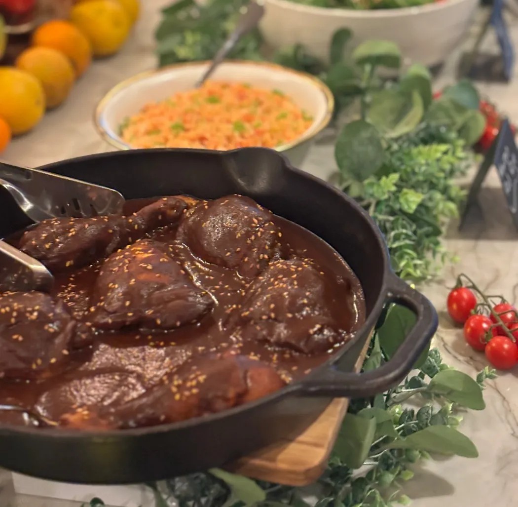 Image alt description