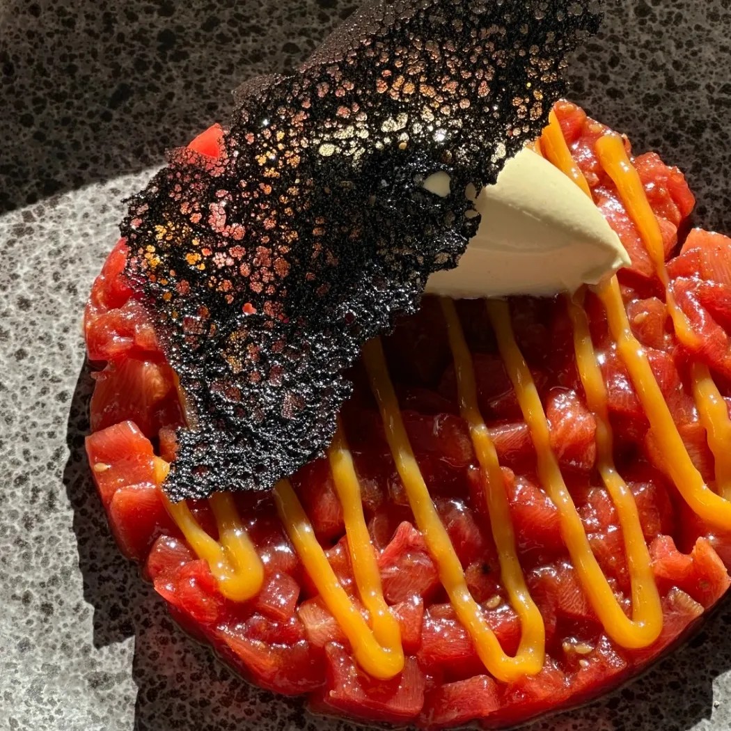 Image alt description