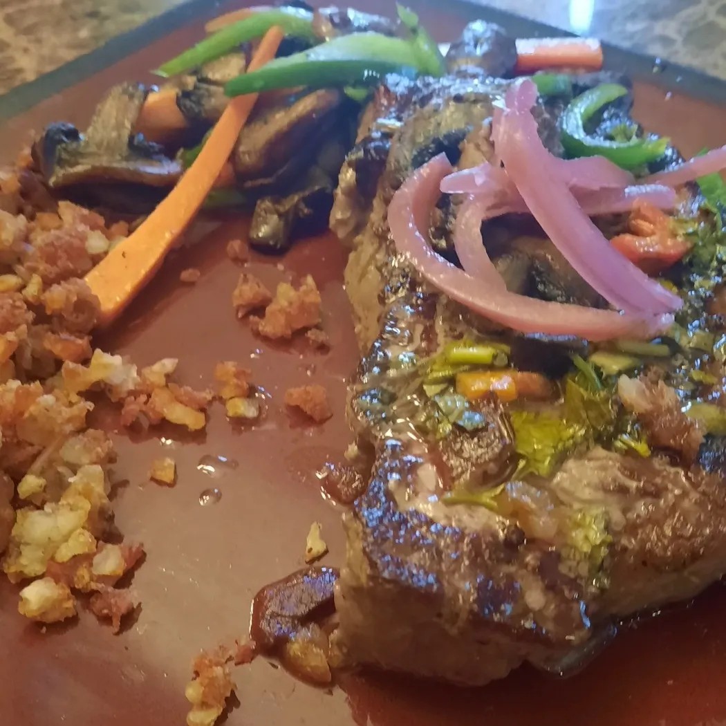 Image alt description