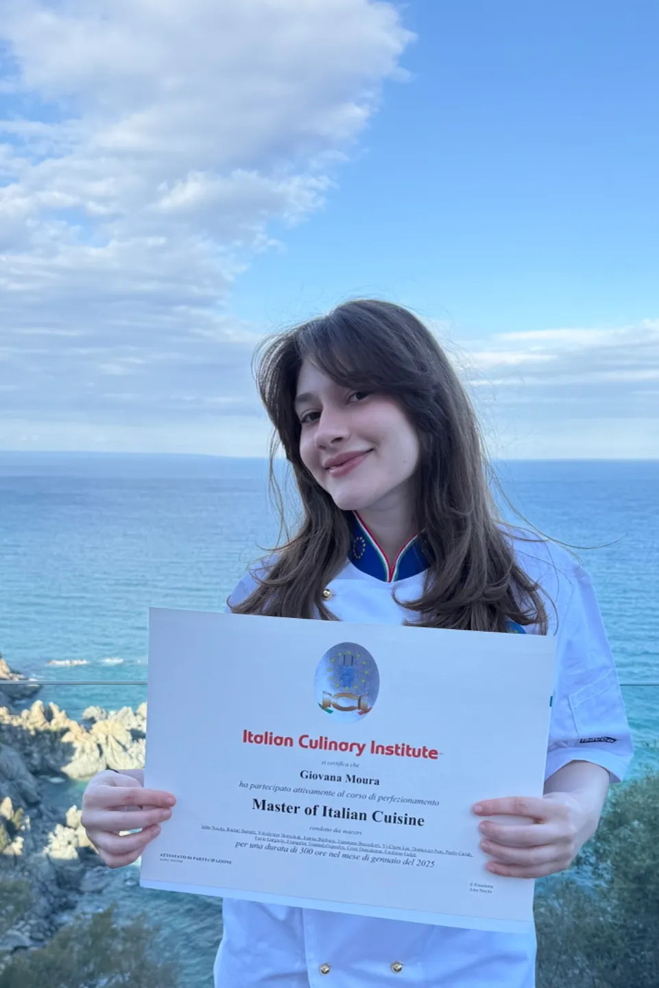 Image alt description