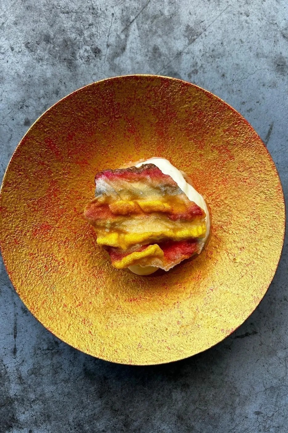 Image alt description