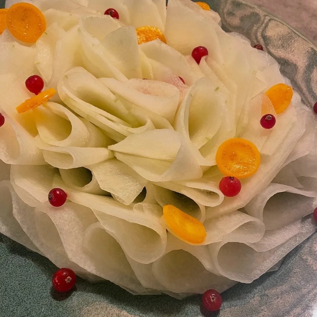 Image alt description