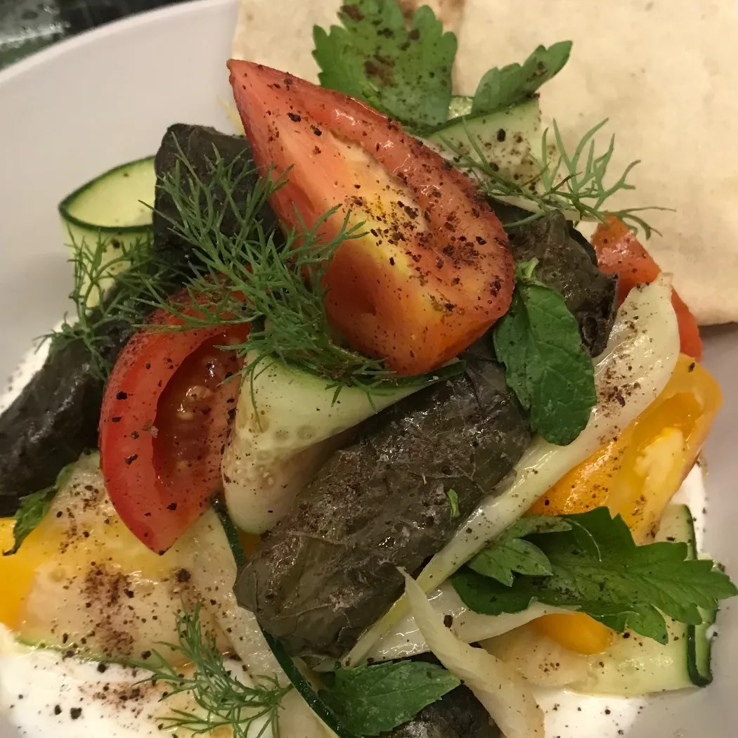 Image alt description